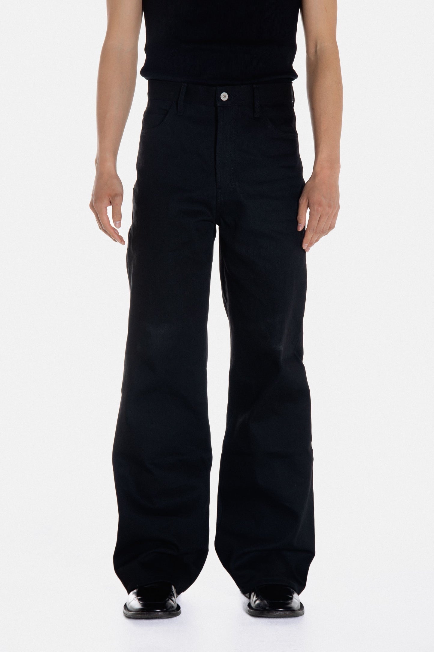 Slant Cut Denim Pants Black