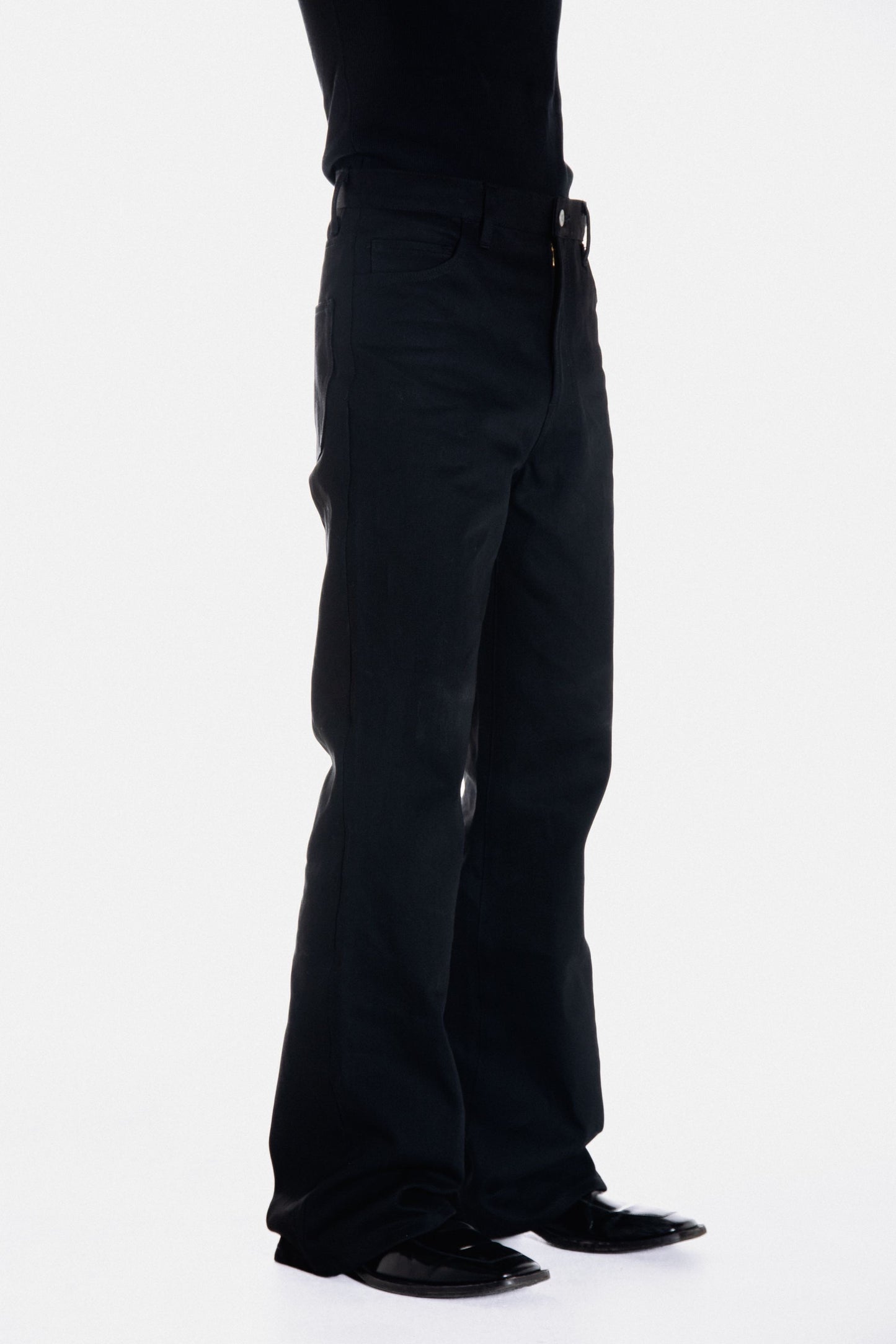 Slant Cut Denim Pants Black